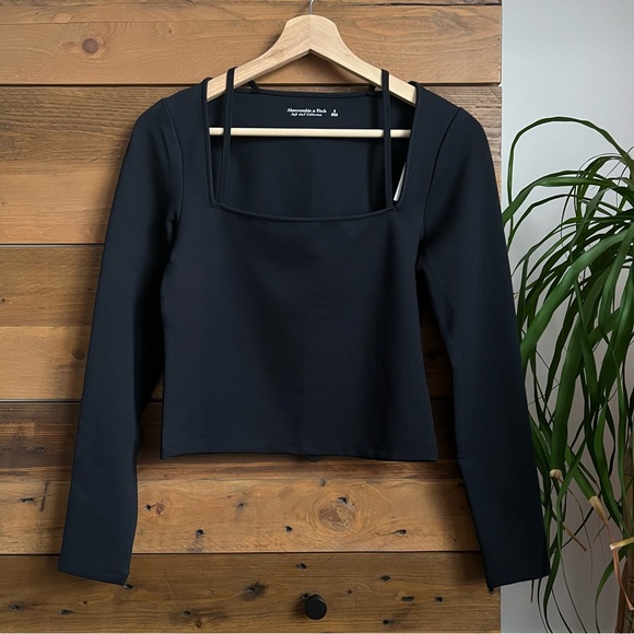 Abercrombie & Fitch Black Long Sleeve Strappy Ponte Top - Picture 2 of 6